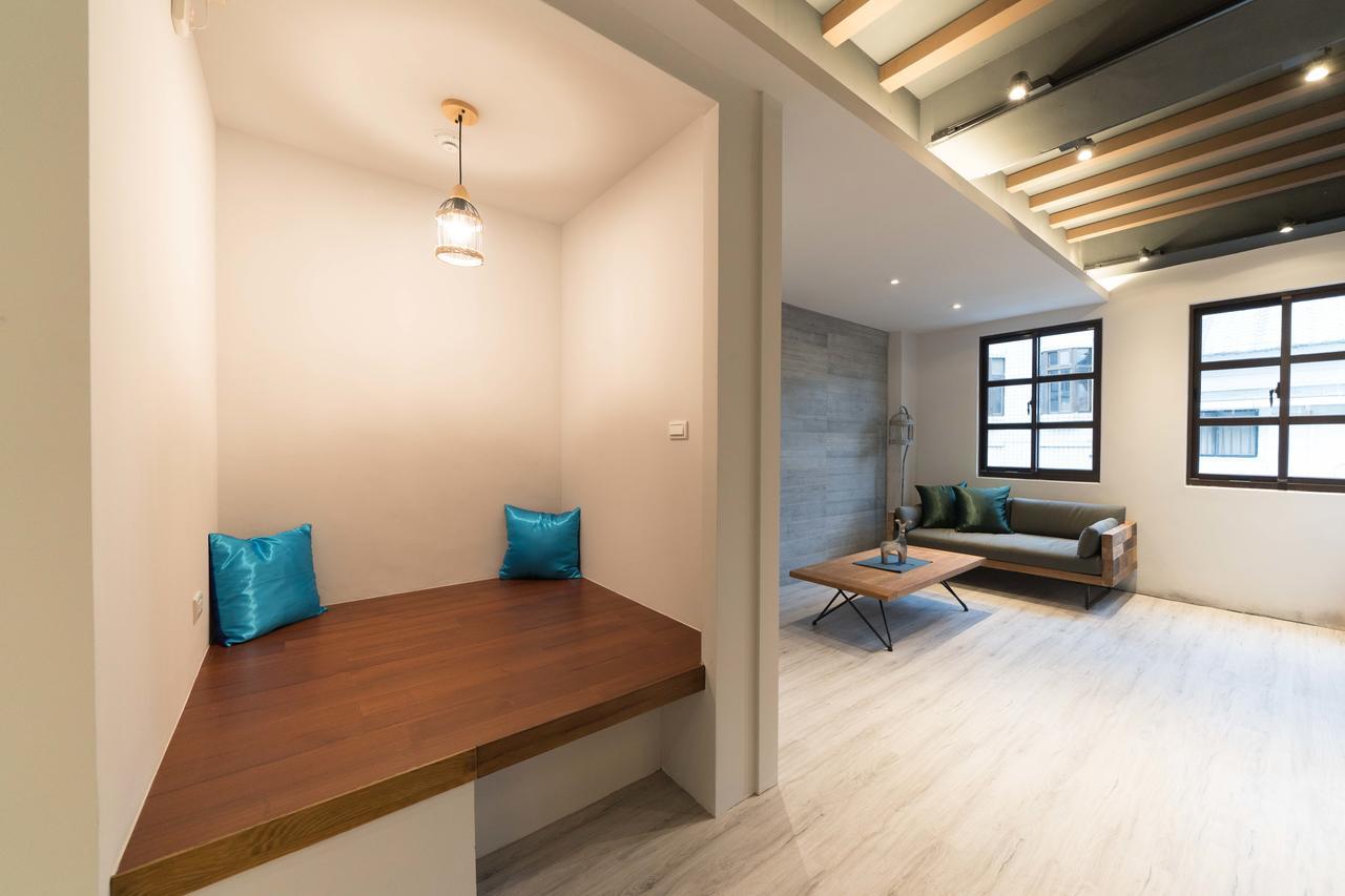 Phoenix Hostel Хуалянь Экстерьер фото